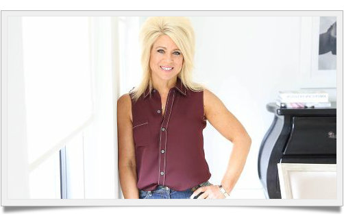 theresa-caputo-framed